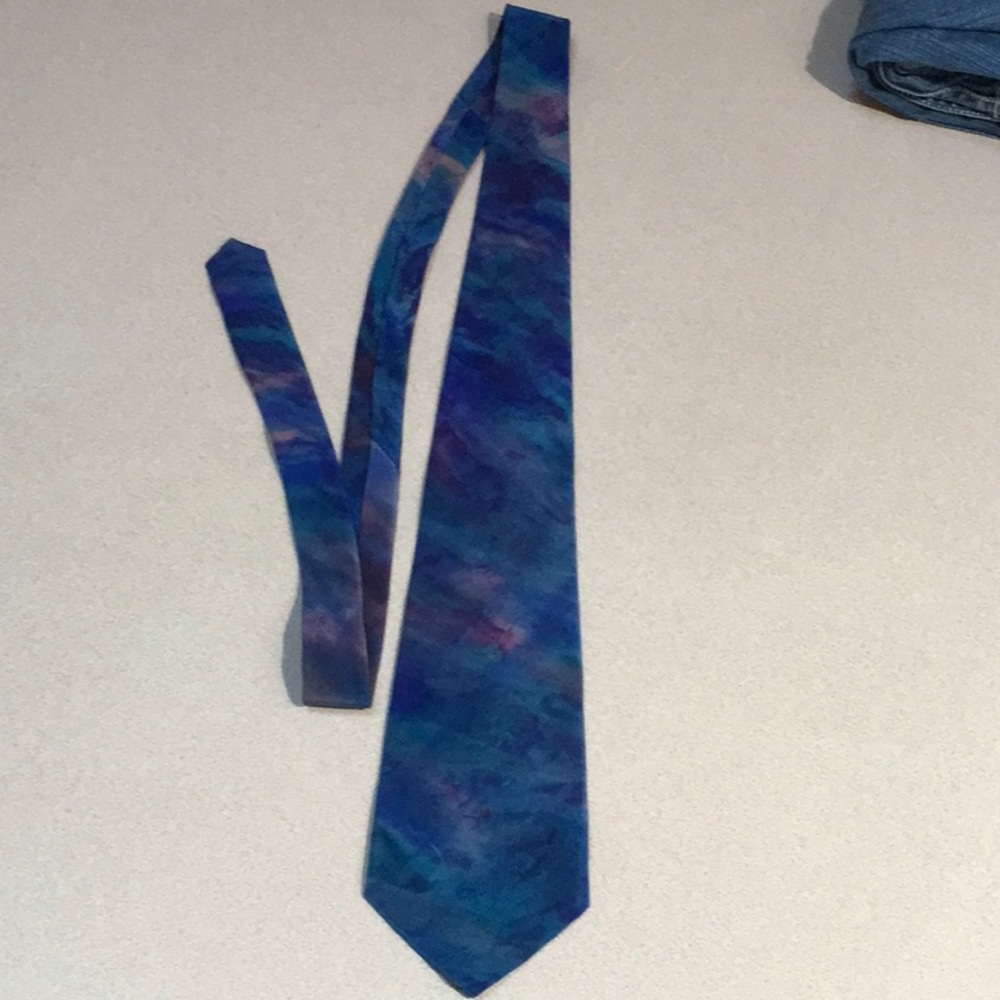 HEATHER BELL DESIGNS Blue Handpainted Silk Tie NEW